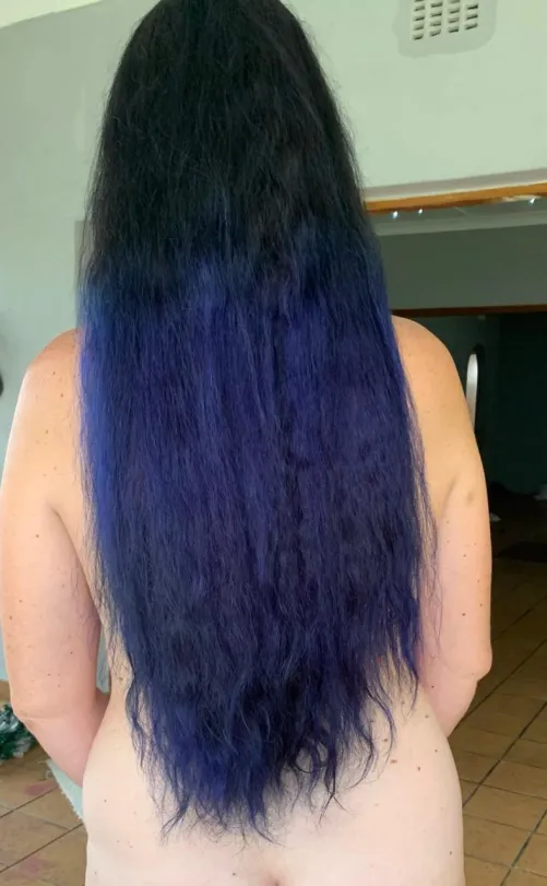 Ive been growing my hair for a while! And Il loving it!