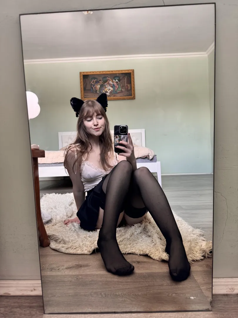 just a lil flirty no harm done [f]