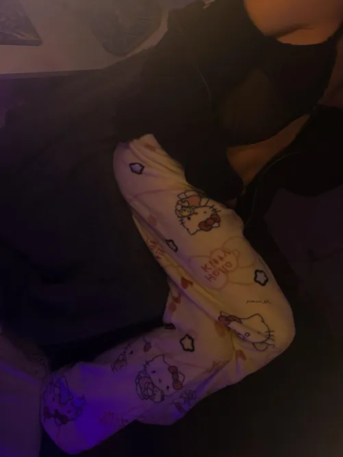 What do you think of my super soft Hello Kitty pants? 