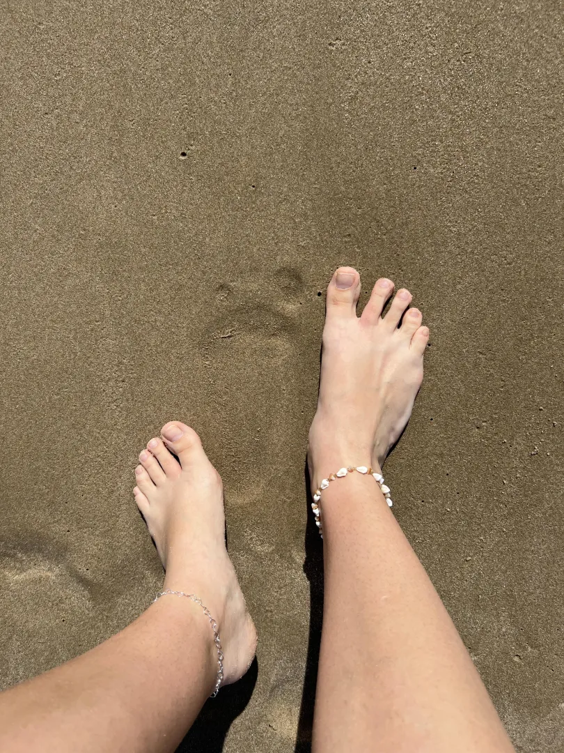 Will you lick the sand off my feet? 