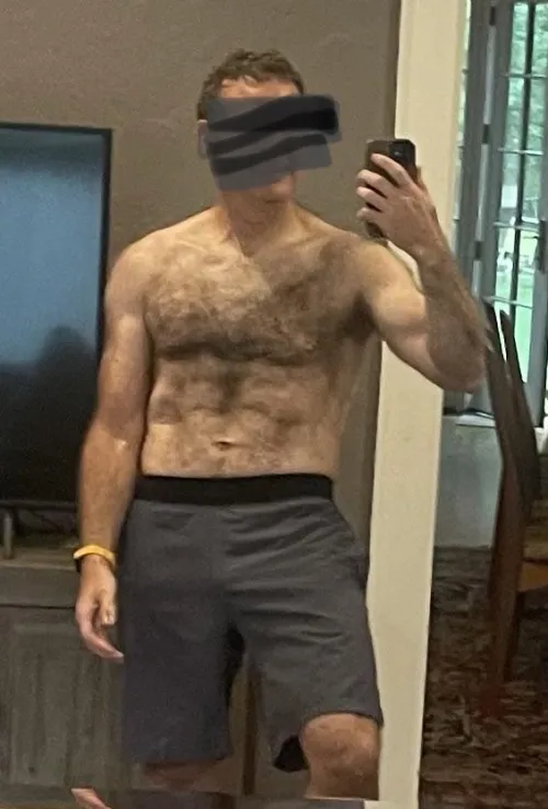 50 [M4F] Uptown. Anyone interested in a beautifully simple two-night stand? Visiting this week.