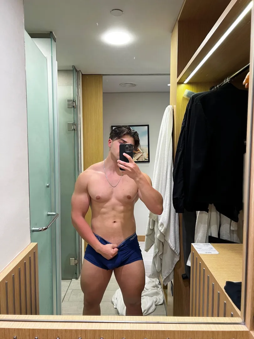 Big Thighs and more!!