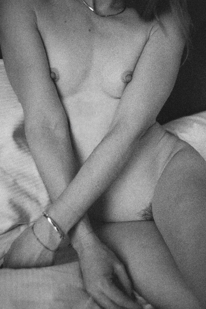 Hotel Suite | Leica M6 Ilford Delta