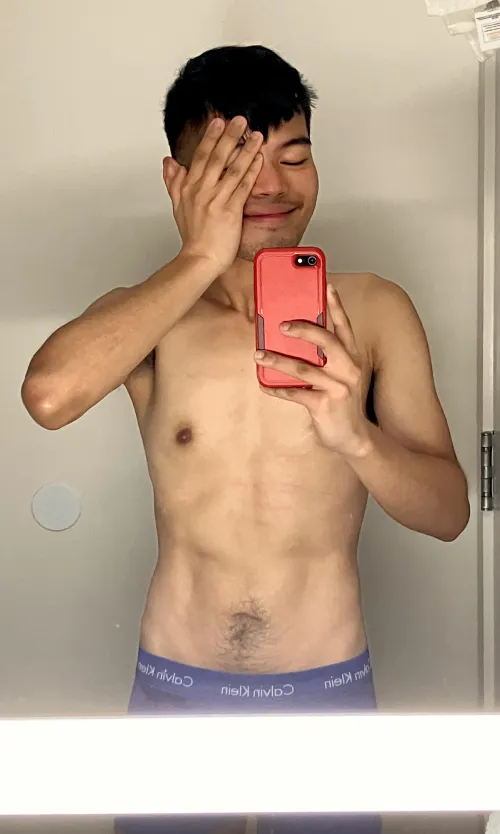 Looking to suck today. Send pics 