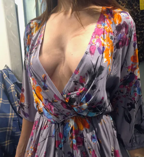 Revealing & Inviting: Asian Wife Dressing