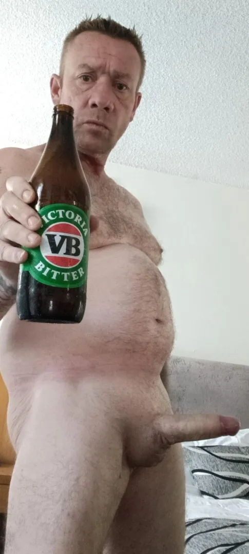 Happy hour with a Victoria Bitter