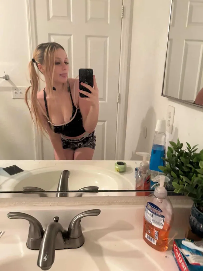 If I was your daughter would you let me dress like this in public?