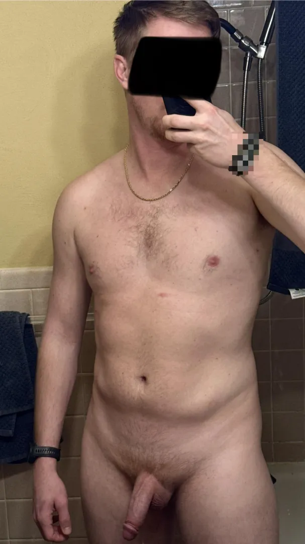 [28] Saturday night hangs