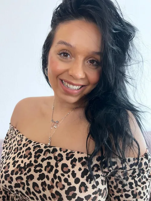 A milf with 25 ys old, True I was too fast but still sexy and naughty enough