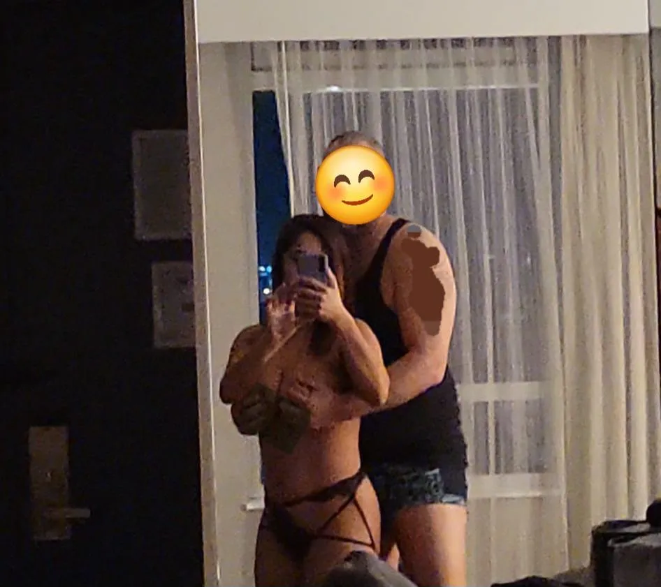 Any couples / female for some drinks tonight? (Windsor area)