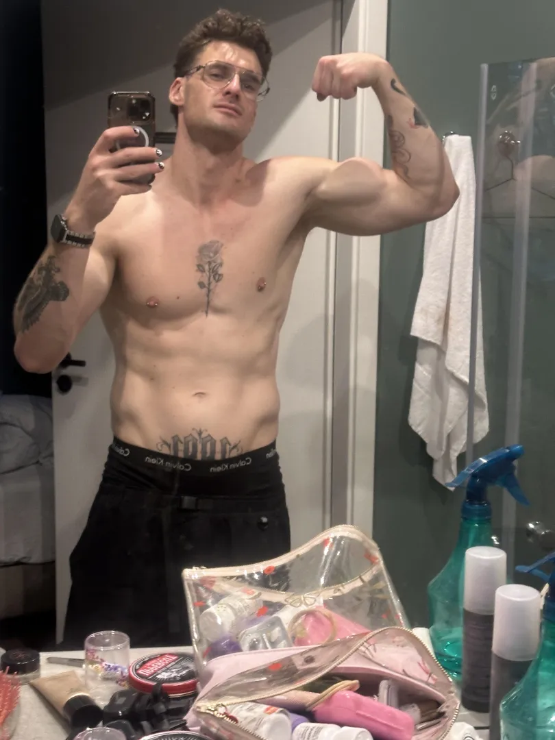 arms day paid off a bit