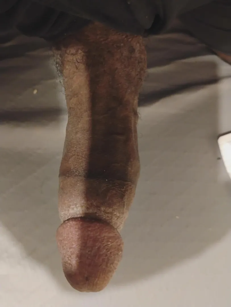 At work rn looking for some head or some ass after