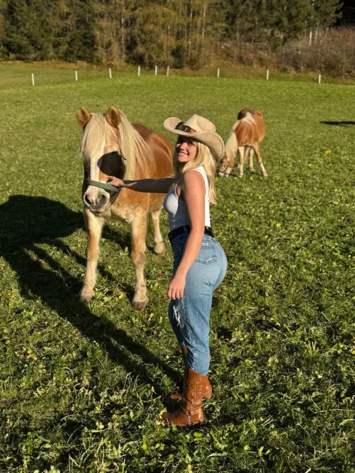 Denim is a cowgirls best friend, right?