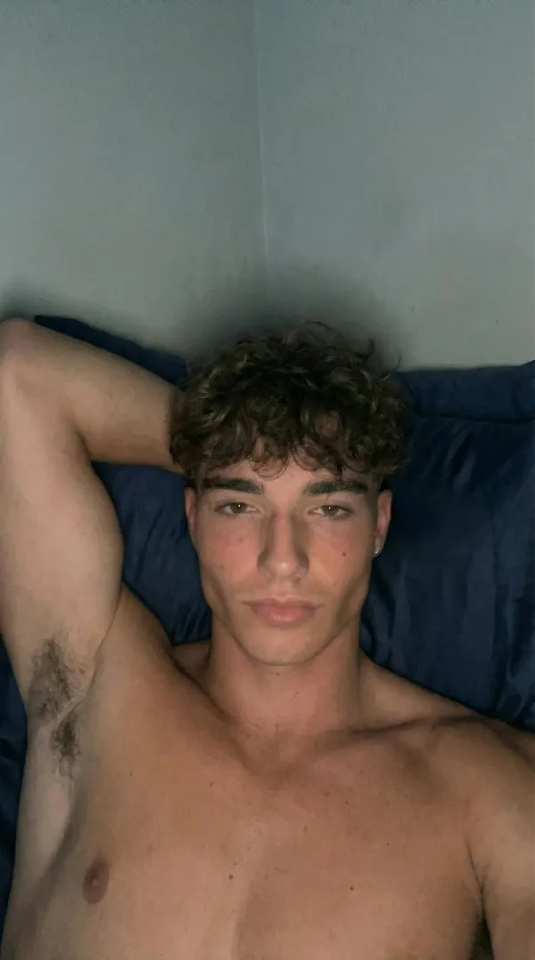 First post here. Anyone want to sniff?