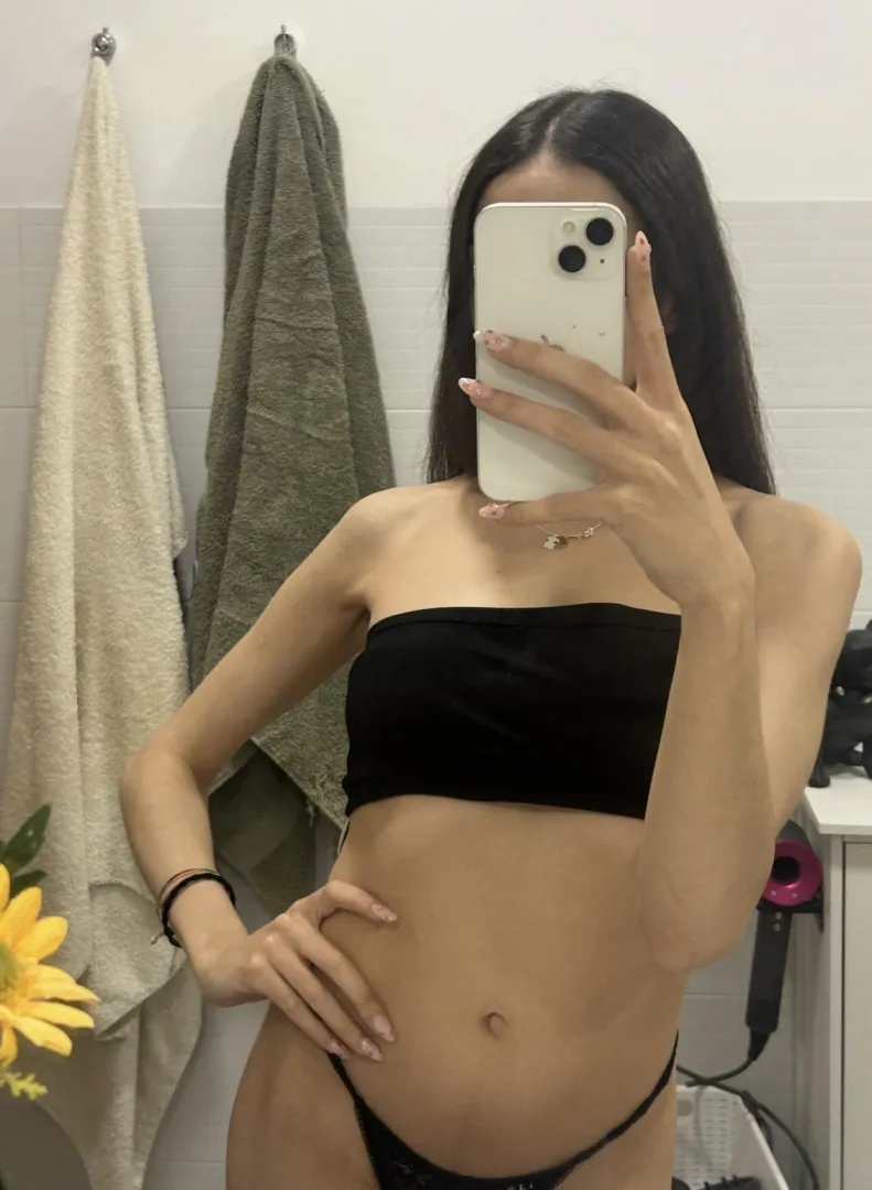 i want u to fuck me in the same bed u share with ur wife ;)