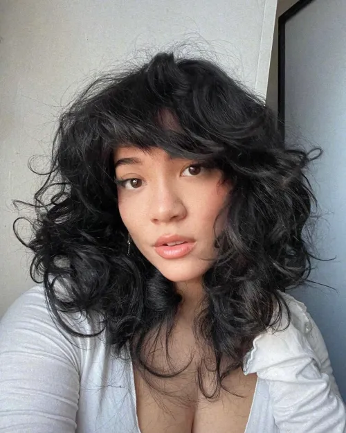 Love this hairstyle on her