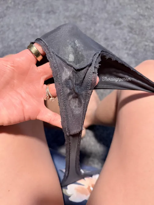 So wet and turned on