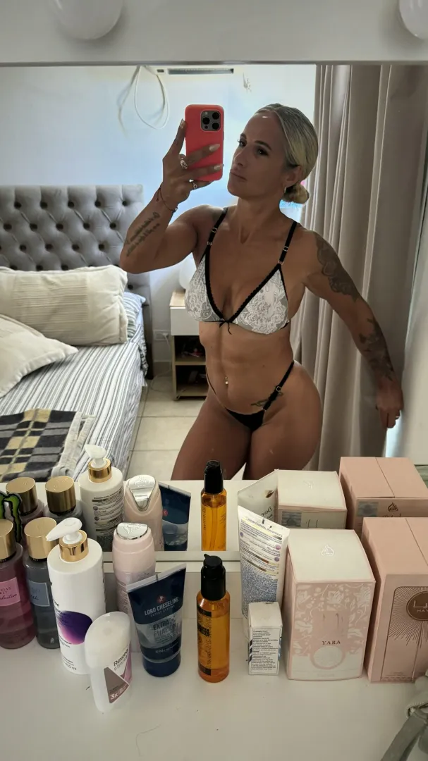 This naughty grandma loves attention