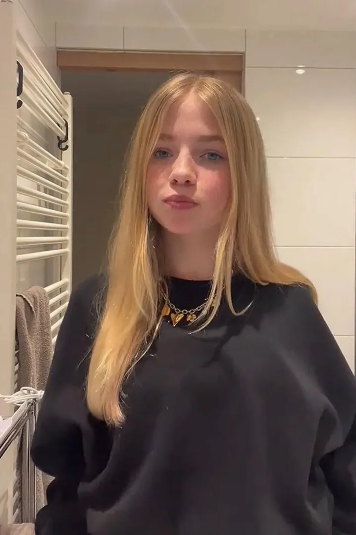 want a dominant dude to make me his naughty toy