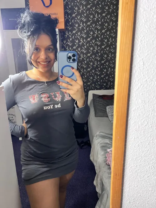 With only 25 ys old, wife but still naughty and sweet