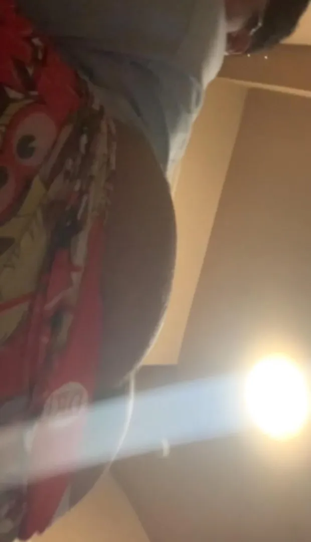 [90002] 18m buns out who wanna fucc me 