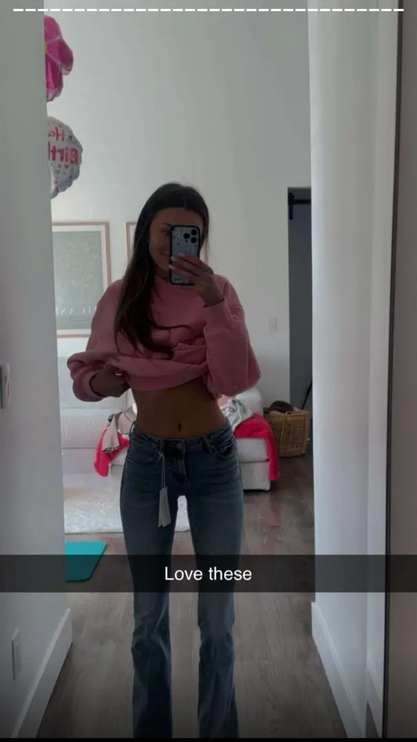 Bailey Dedrick - Snapchat - April 5, 2025