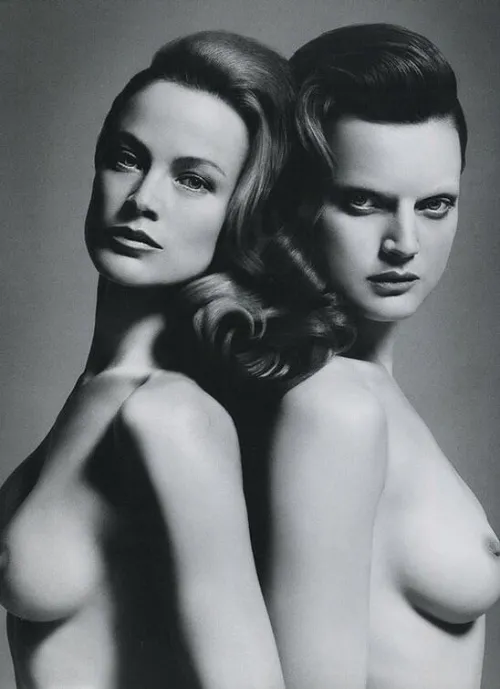 Carolyn Murphy & Guinevere van Seenus | Muse Magazine, Spring 2011 | ph. Daniele + lango