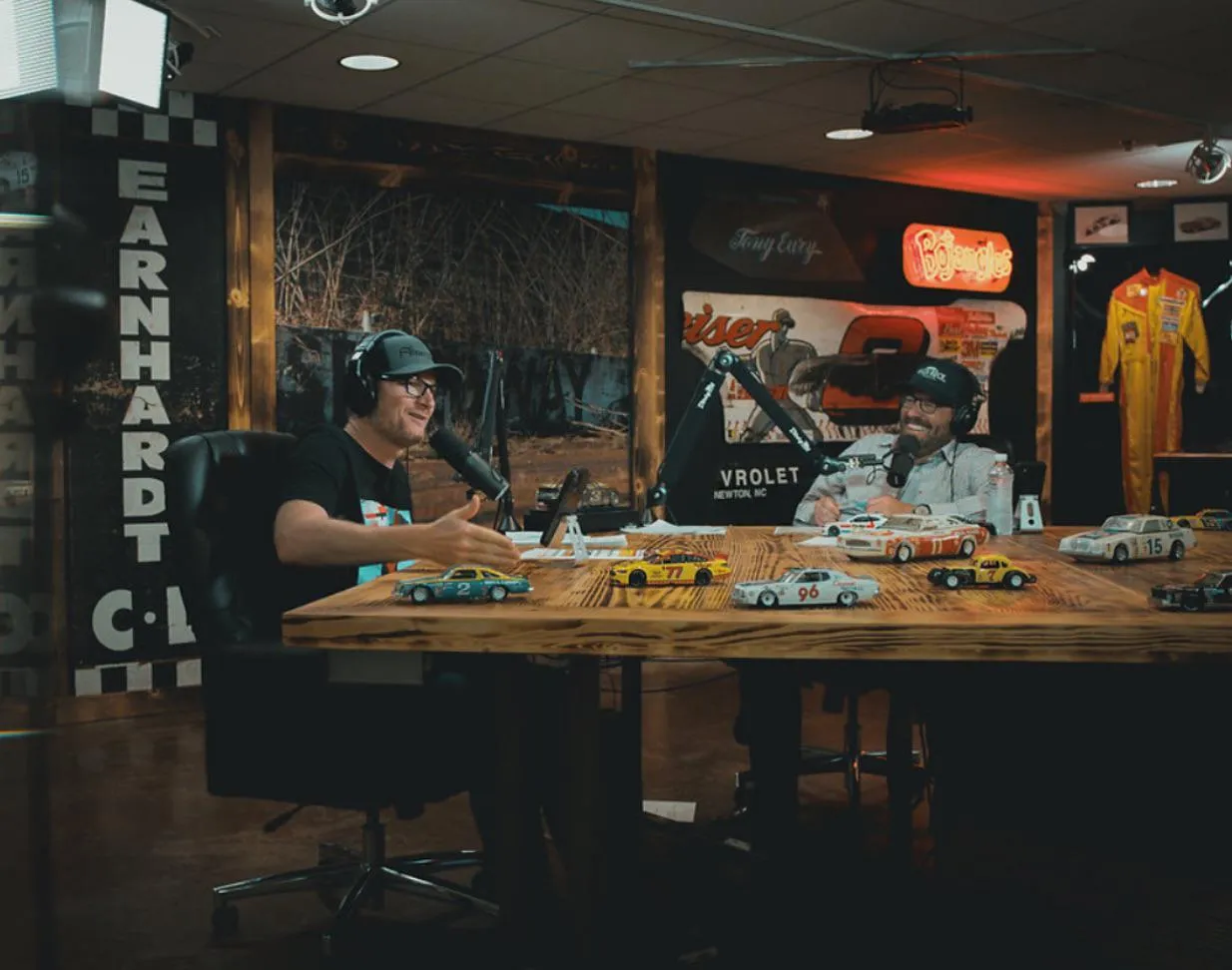 How is Dale Jr’s podcast set better than most comedians? I see this happen a lot. It seems that Comedians have the worst sets of all.