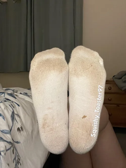 I train hard and my sweaty socks are the proof. Strong vinegary scent 