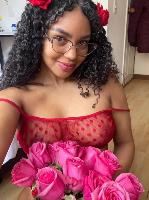 If you want to pamper me, send me roses to my house and I will give you lots of pleasure and love