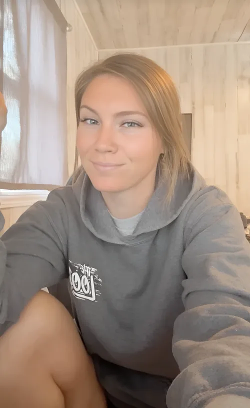 say yes if you're accept my offer to do 69 with me