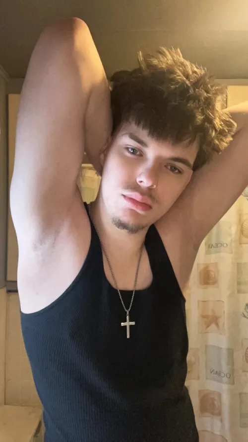 Sniff these 19yr pits