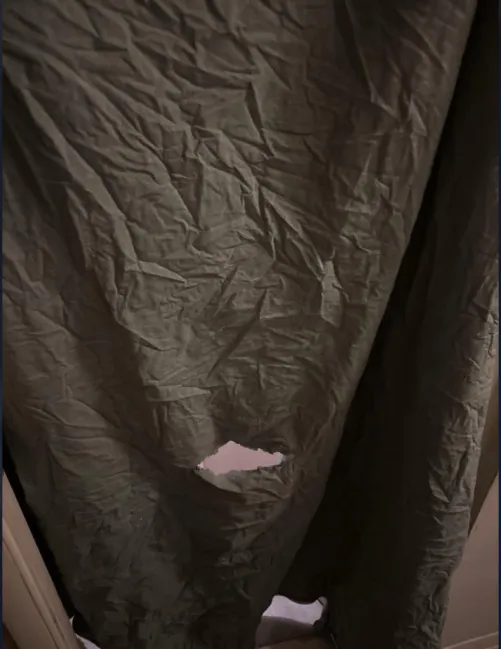 22 [F4M] gloryhole open come unload and leave (uncut+++) #Philadelphia