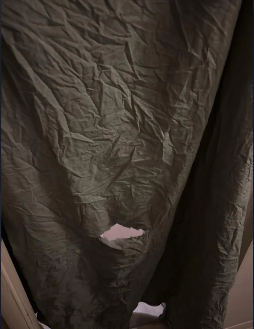 22 [F4M] gloryhole open come unload and leave (uncut+++) #Philadelphia