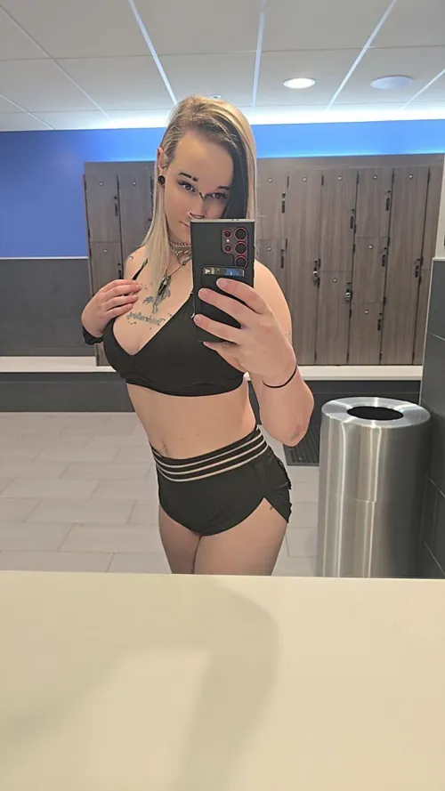 Any straight guys wanna taste me now?