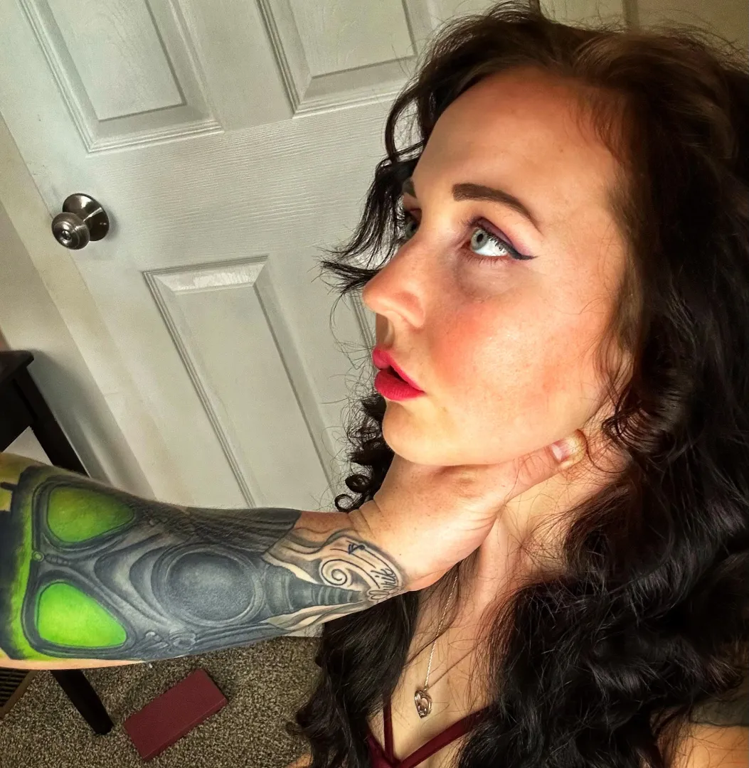 Dm usss. Intrested in sharing her throat F28 M31