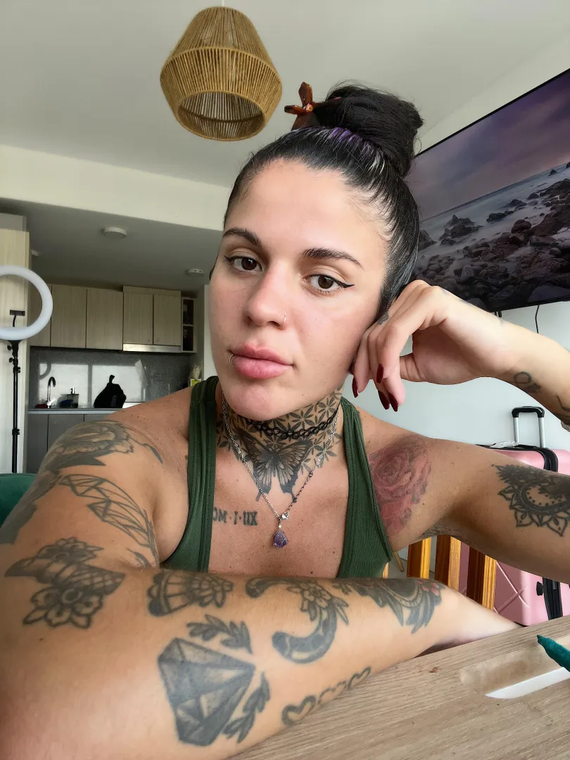 Es tan sexy un hairbuns grande en mi cabeza