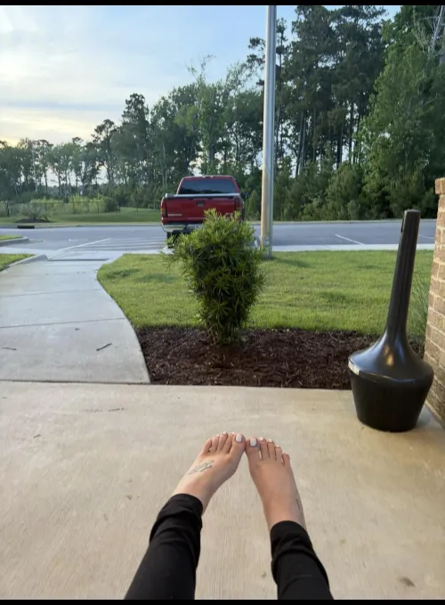 i bet you wish you were under my feet right now