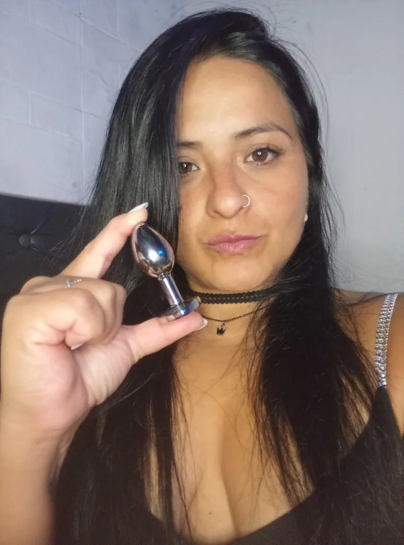 This goddess can't believe the ridiculously small size