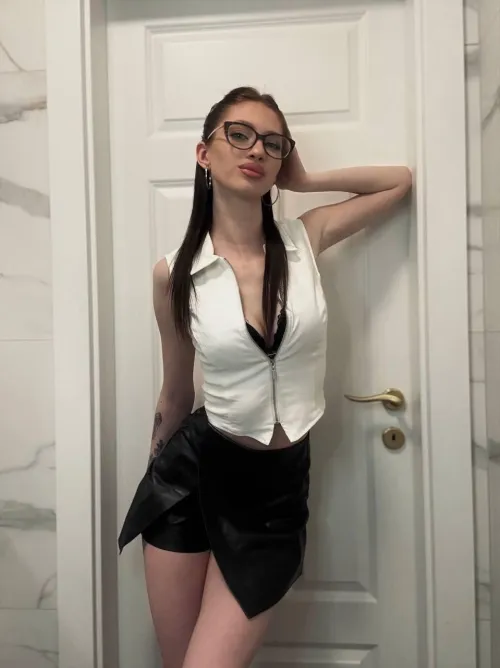 Wer möchte meine Nudes bewerten?