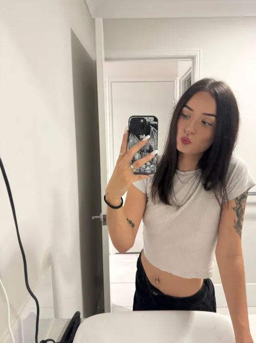 would you kiss this face?