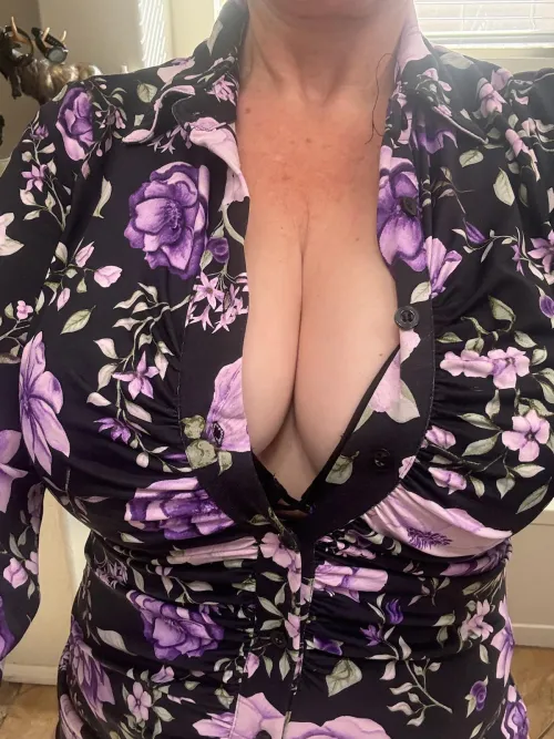 (55M60F) (MF4MF) visiting this weekend headed to Whispers