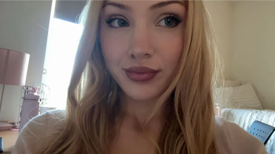 Brainwashing you SO hard till the only thing on your peasant mind‍‍, is getting me more, finding me more, working EVEN harder to fund my fun HOT spoiled college brat life including my spring break cabo vacay in a few weeks 