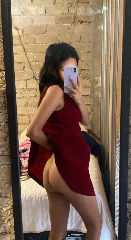 Chica busca a pareja.