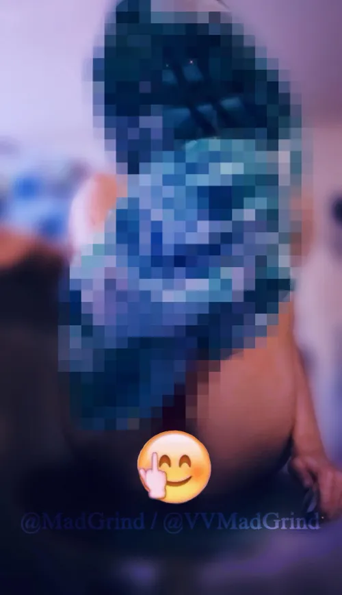 Did a foot mask, aren’t you jealous it gets to touch me for so long? 