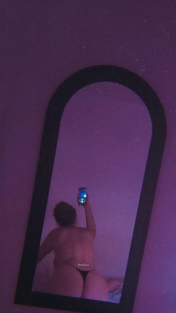 I want someone to devour my ass all day