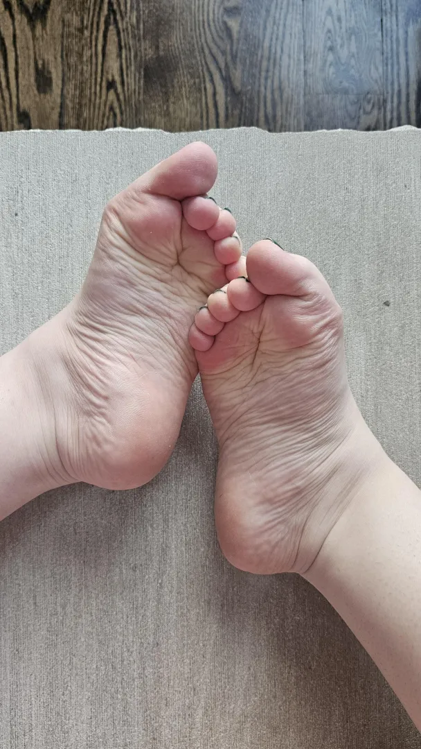 Scrunch as I watch the sun set 