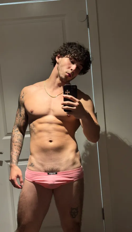 You into strong legs?