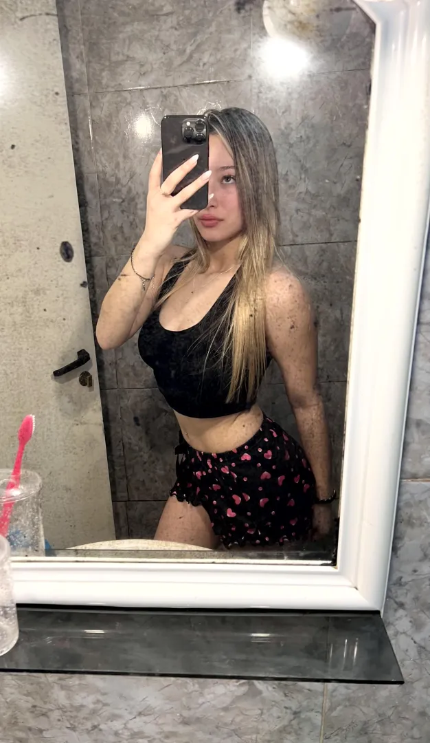 18 [F4MF] Ready for a spontaneous meet-up