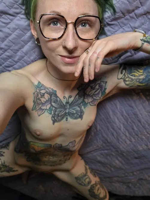 Cmon bro, cum on my face already. If you ask nicely I'll swallow